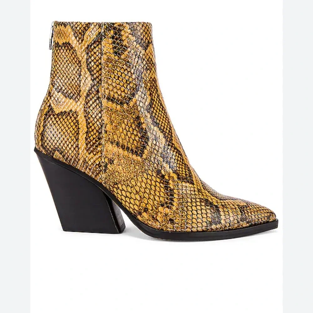 Dolce Vita Snakeskin Print Pointed Toe Ankle Boots in Tan & Black